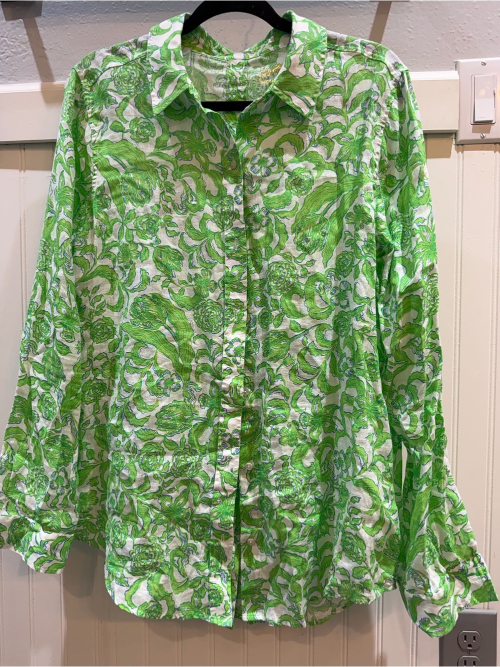 Lilly Pulitzer Green and White Floral Linen Button-Down Shirt
